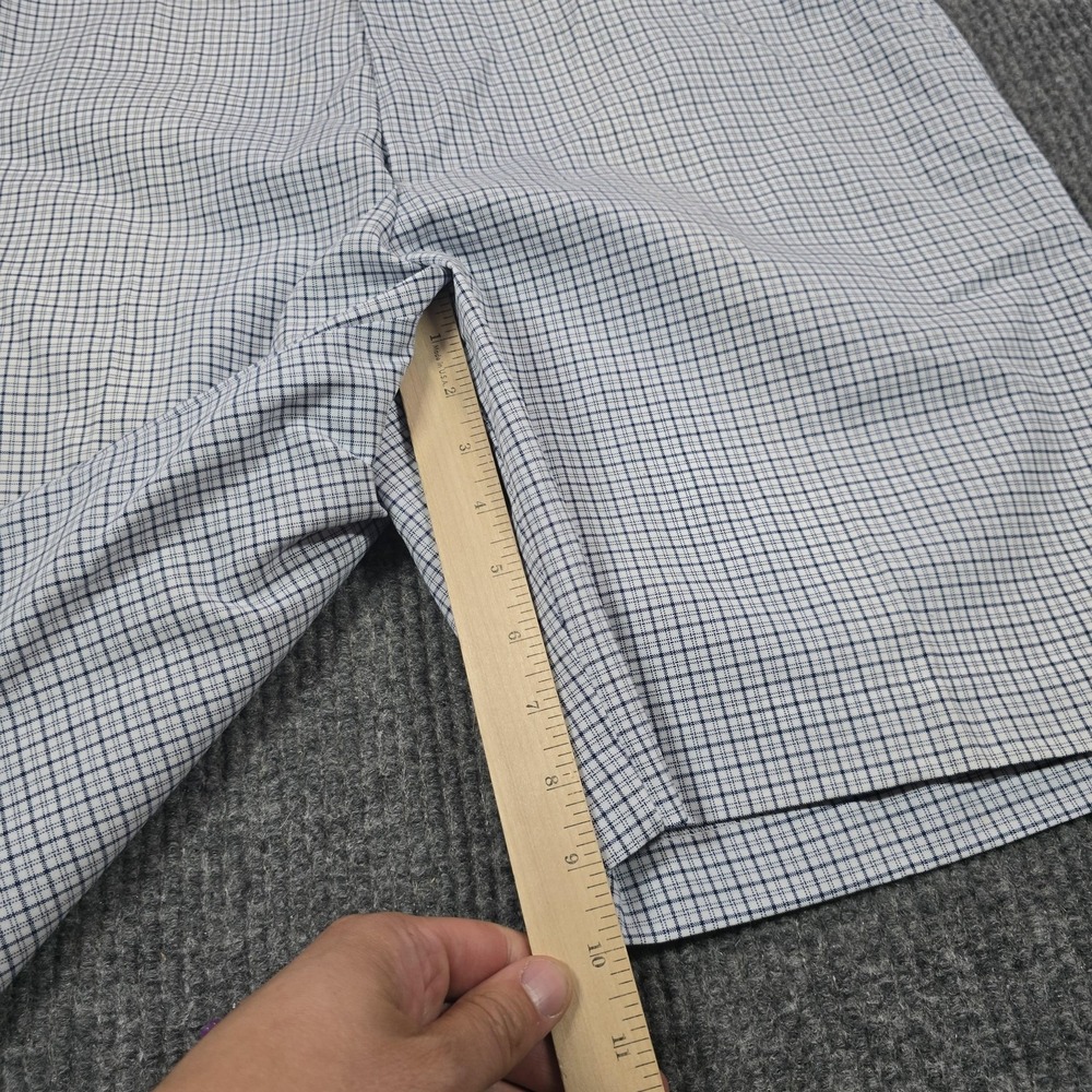 IZOD Golf Shorts Mens 36 White Check Chino Flat Front Casual Golf 10 Inseam - Picture 8 of 12